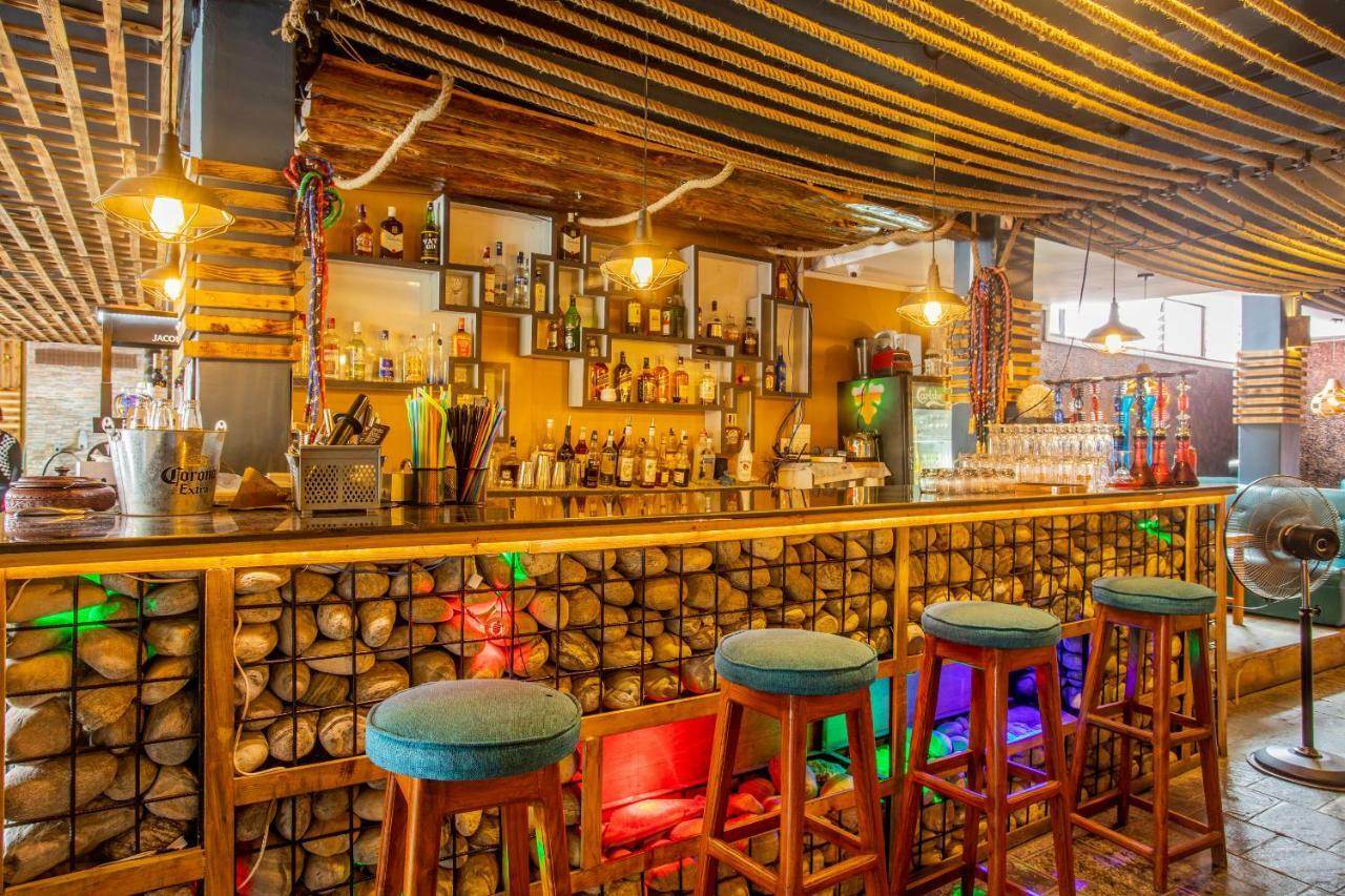 Hotel Snowland Pokhara Dış mekan fotoğraf
